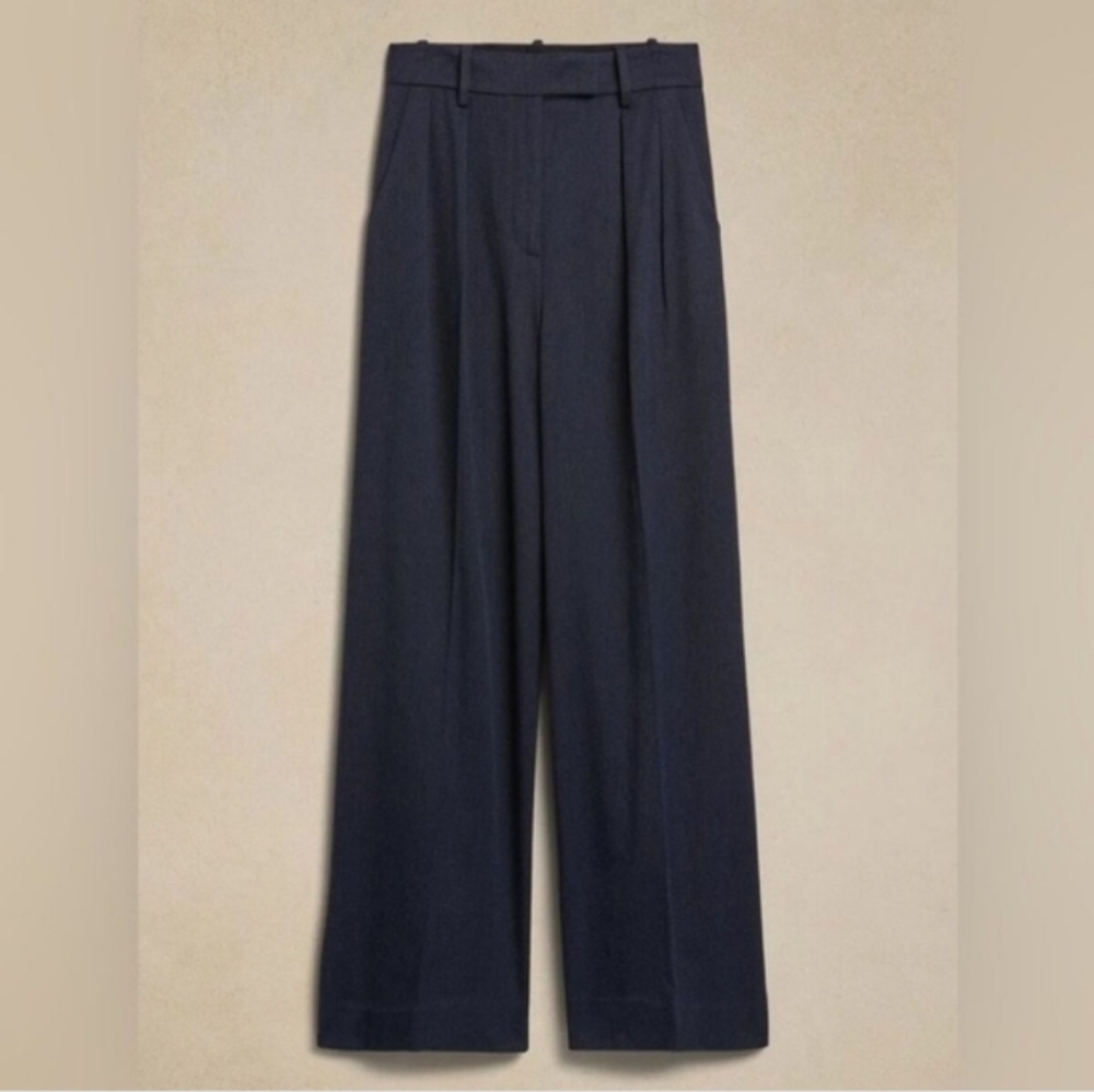 Banana Republic Navy Wide-Leg Trousers - Picture 6 of 6